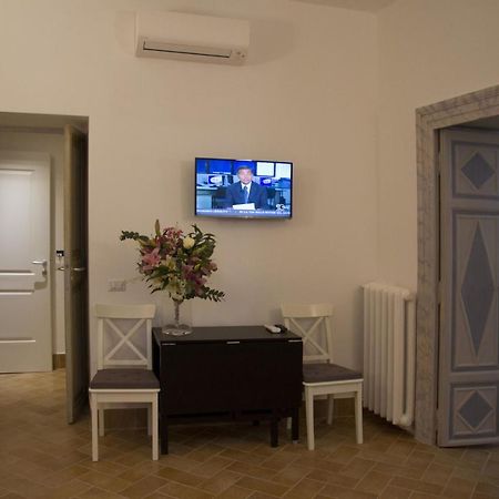 Leoncino 36 Apartments In Rome Bilik gambar