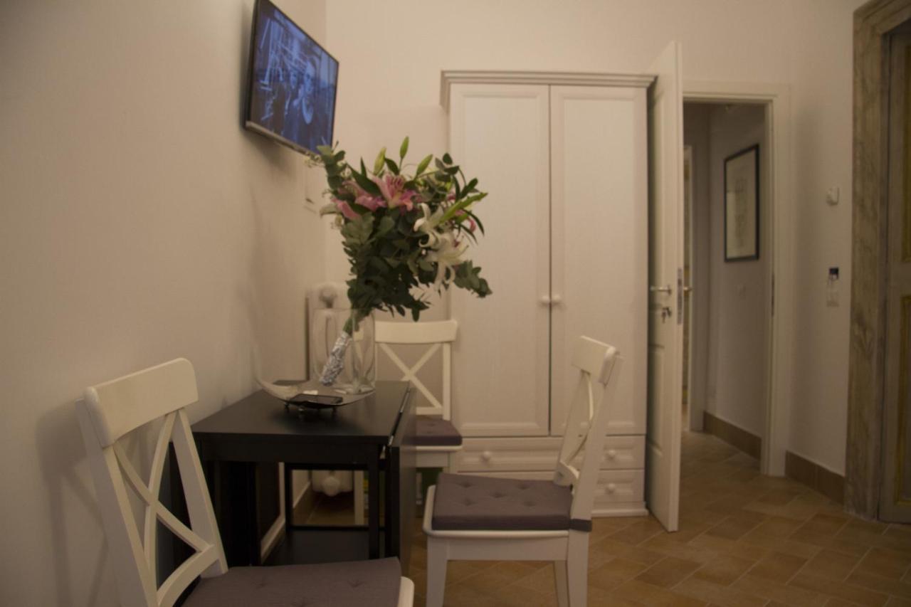 Leoncino 36 Apartments In Rome Bilik gambar